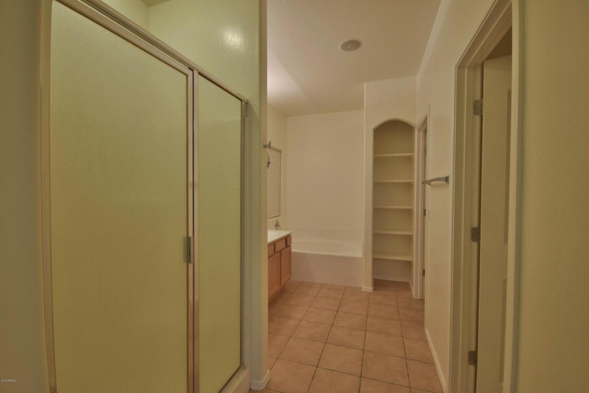 7937 W CHICKASAW St, Phoenix, AZ 85043