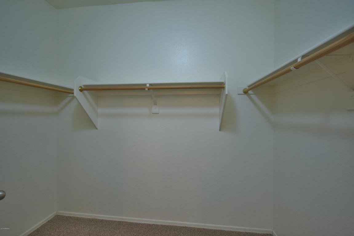 7937 W CHICKASAW St, Phoenix, AZ 85043