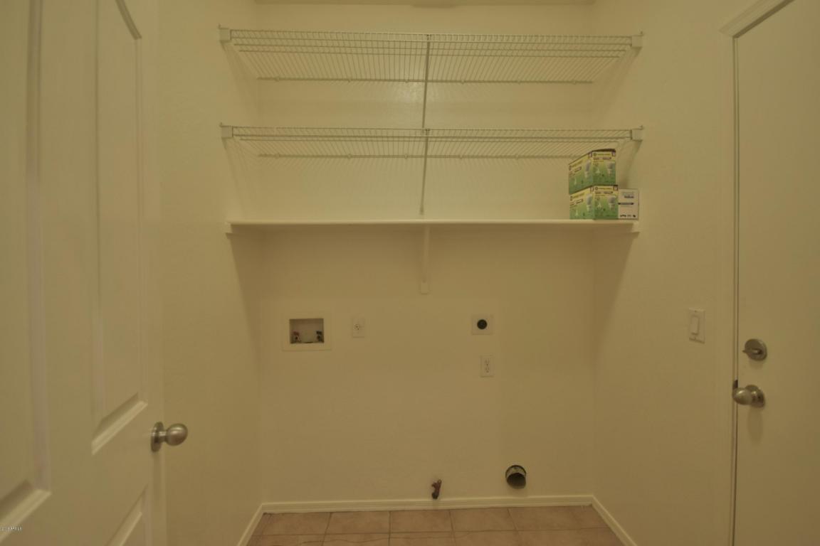 7937 W CHICKASAW St, Phoenix, AZ 85043