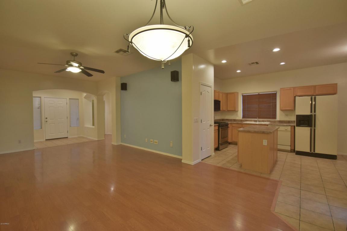 7937 W CHICKASAW St, Phoenix, AZ 85043
