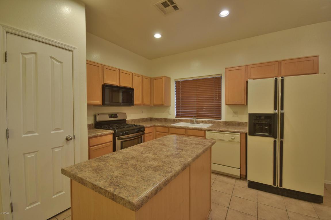 7937 W CHICKASAW St, Phoenix, AZ 85043