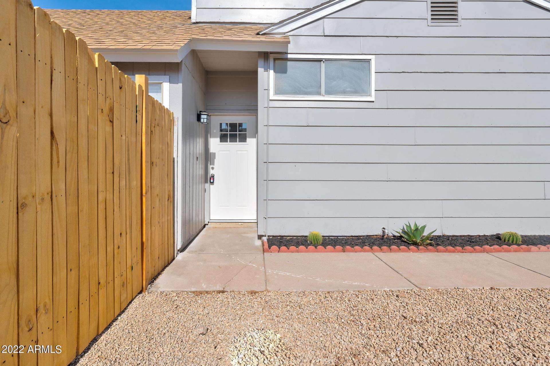 8710 W Jefferson St, Peoria, AZ 85345