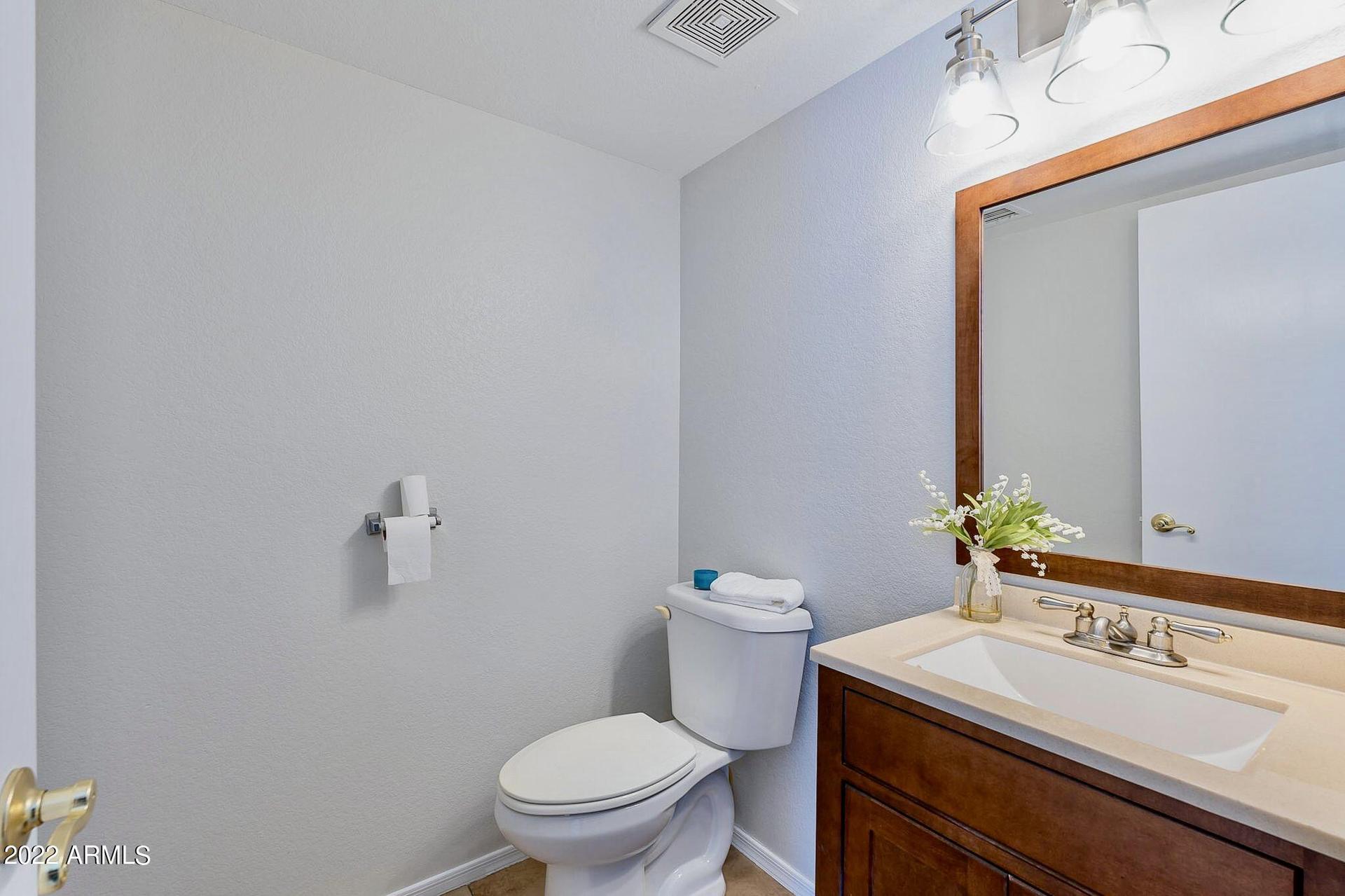 8543 W Vogel Ave, Peoria, AZ 85345
