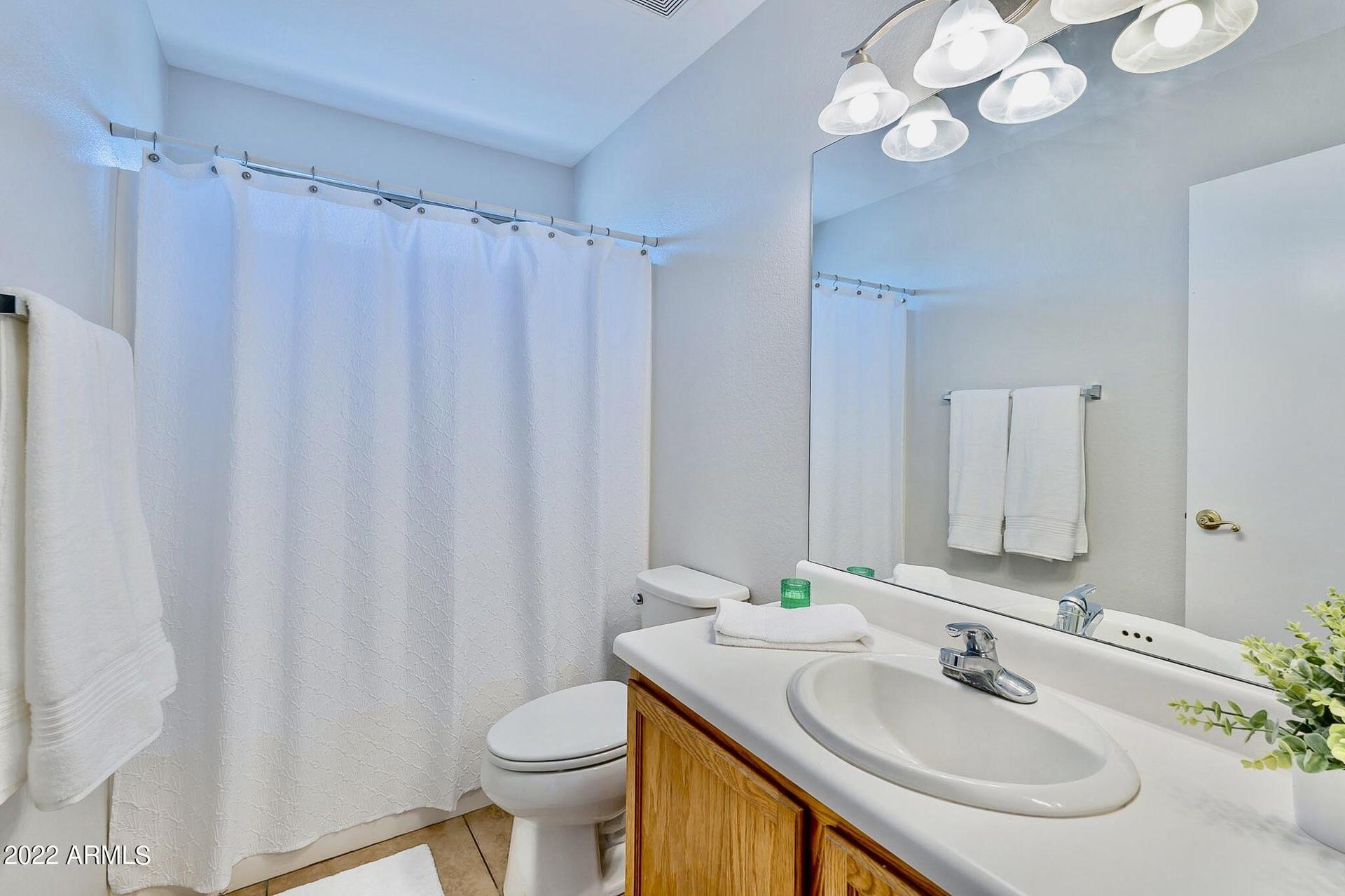 8543 W Vogel Ave, Peoria, AZ 85345