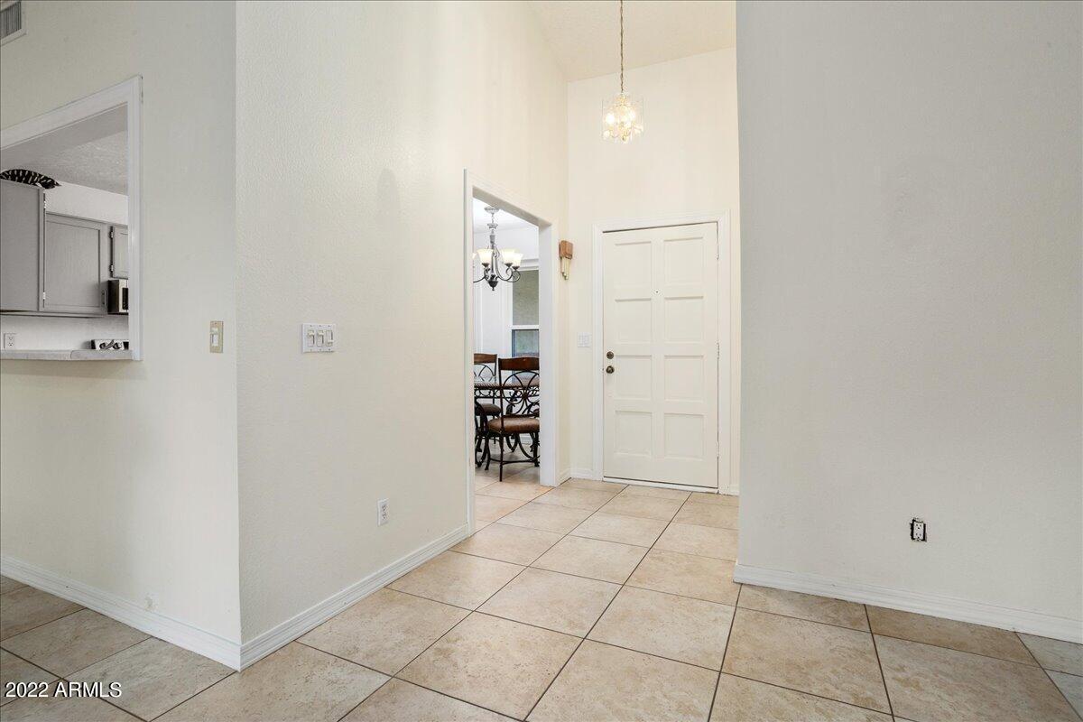 9619 N 88th Dr, Peoria, AZ 85345
