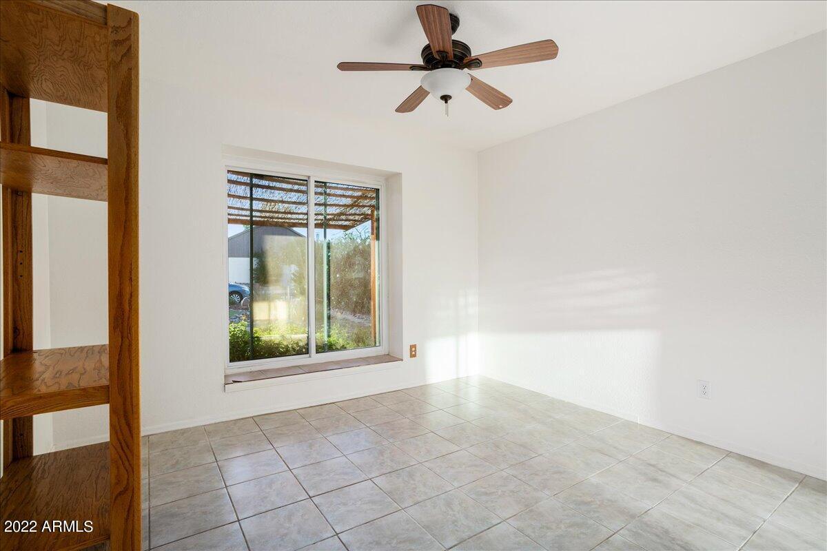 9619 N 88th Dr, Peoria, AZ 85345