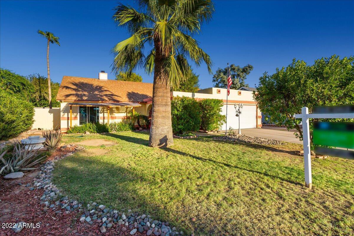 9619 N 88th Dr, Peoria, AZ 85345