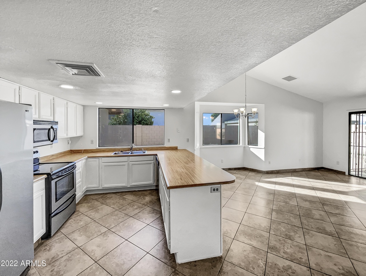 11322 N 69TH Dr, Peoria, AZ 85345