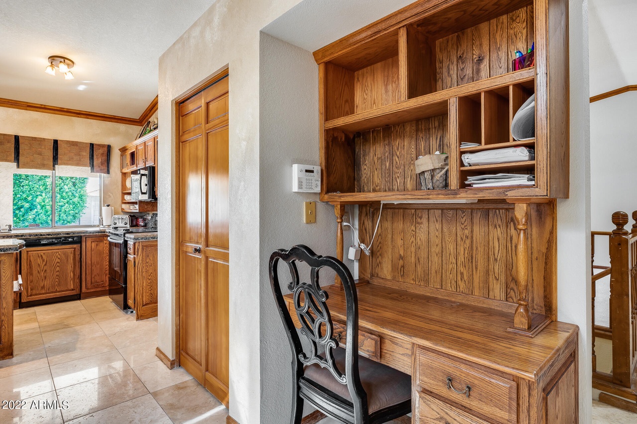 7121 W COLUMBINE Dr, Peoria, AZ 85381