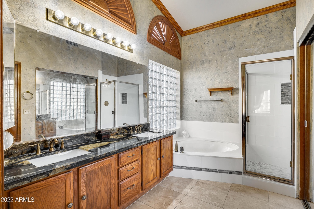 7121 W COLUMBINE Dr, Peoria, AZ 85381