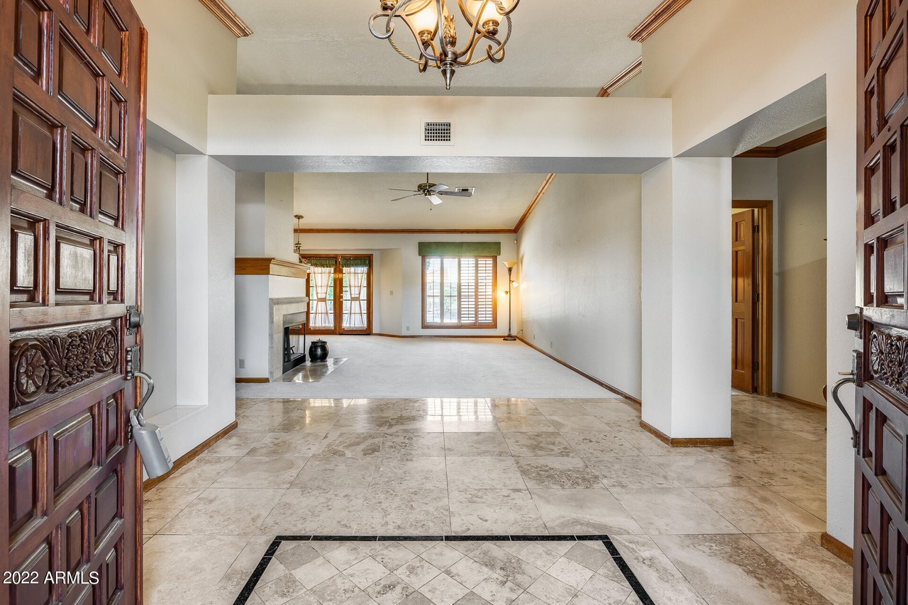 7121 W COLUMBINE Dr, Peoria, AZ 85381