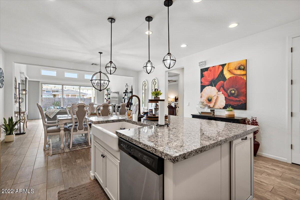 8991 W DIANA Ave, Peoria, AZ 85345