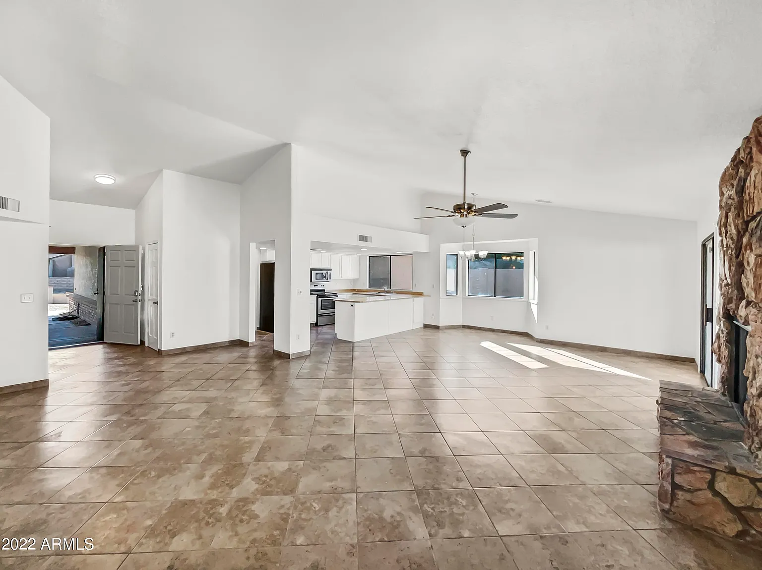 11322 N 69th Dr, Peoria, AZ 85345