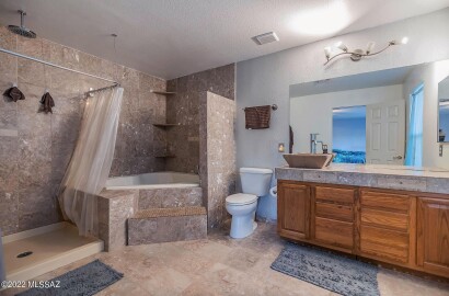 5510 W Copperhead Dr, Tucson, AZ 85742