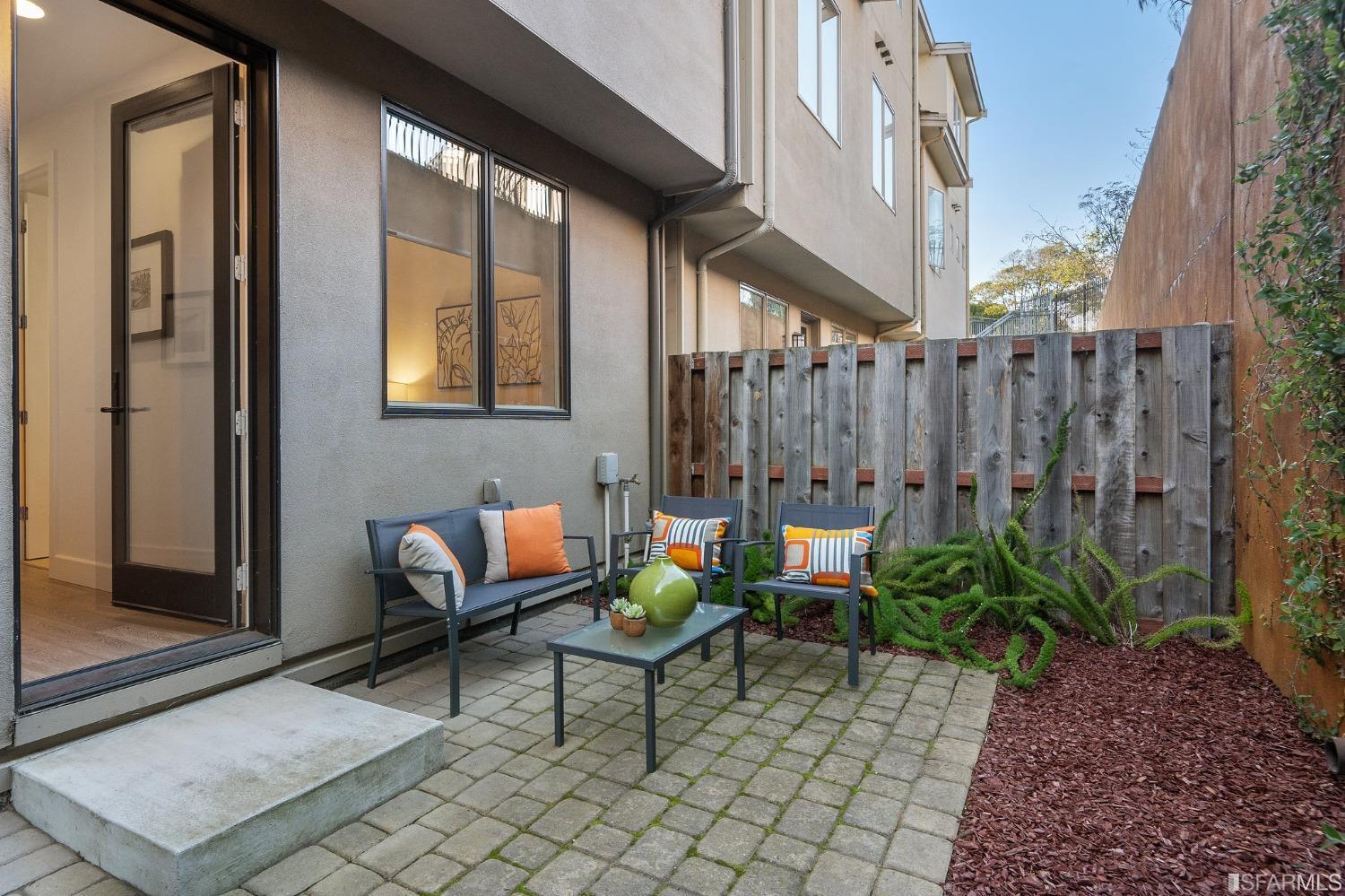 96 Summit Way, San Francisco, CA 94132