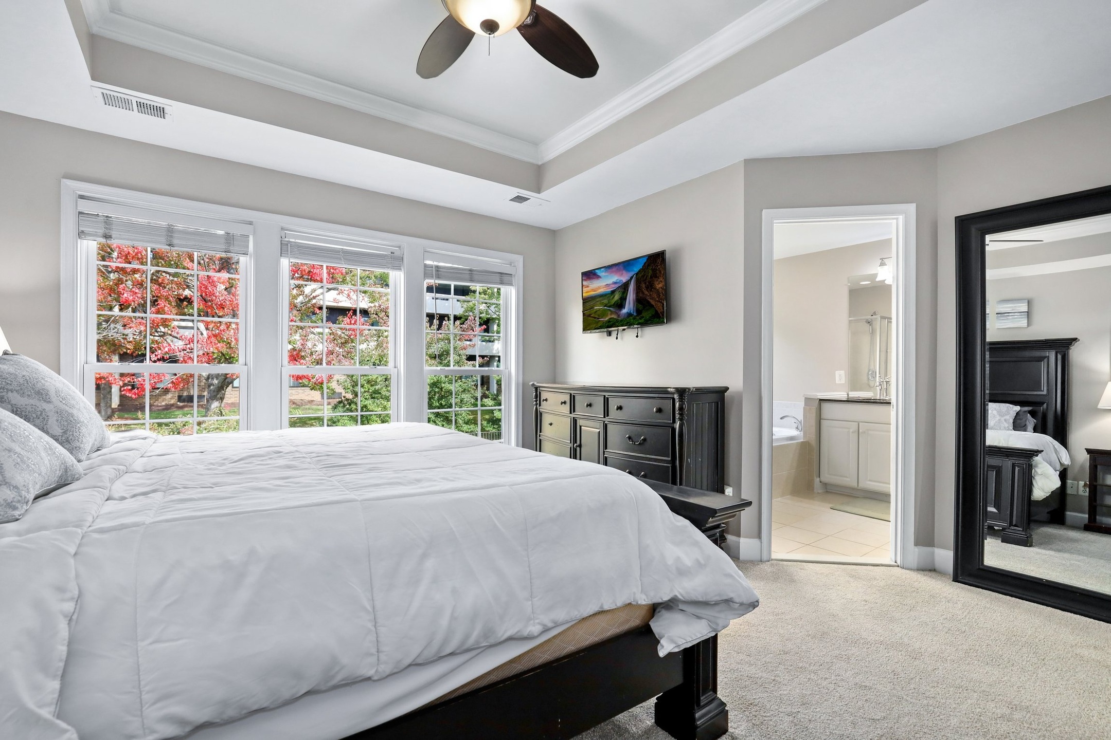 3309 Theodore R Hagans Dr NE, Washington, DC 20018